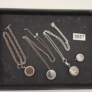 FLOATING CHARM LOCKET NECKLACE LOT OF 4 LIVING MEMORY LOCKET ROSE GOLD SILVER